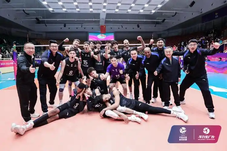欧冠对决：巴黎圣日耳曼 VS 巴塞罗那